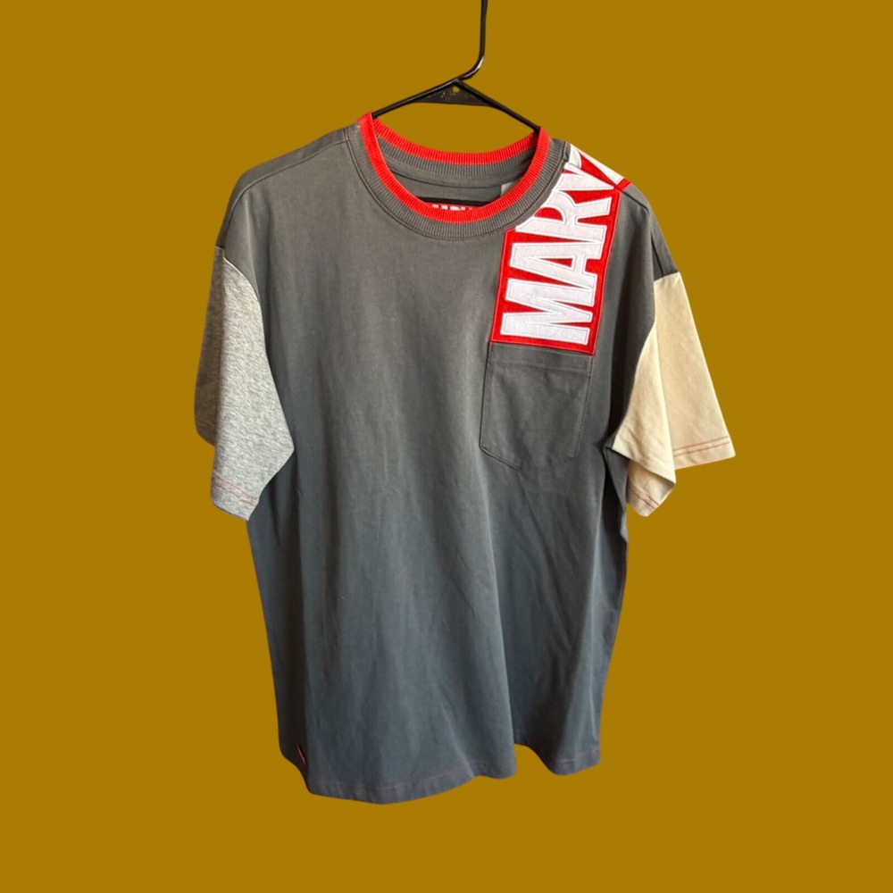 Marvel Comics Colorblock Pocket T-Shirt Gray Red Patch Mens XL